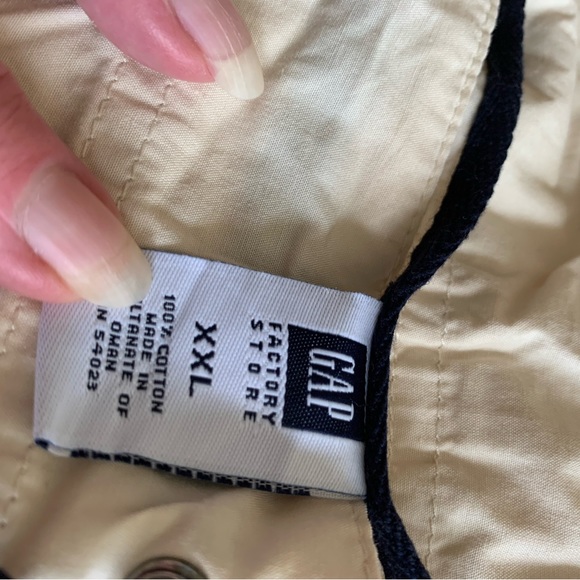 Gap shorts size 16, brand new - Picture 2 of 4